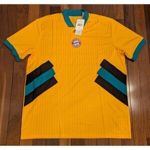 Adidas Bayern Munich Icons Soccer Jersey 2023 Yellow Mens Large HT8833 NWT